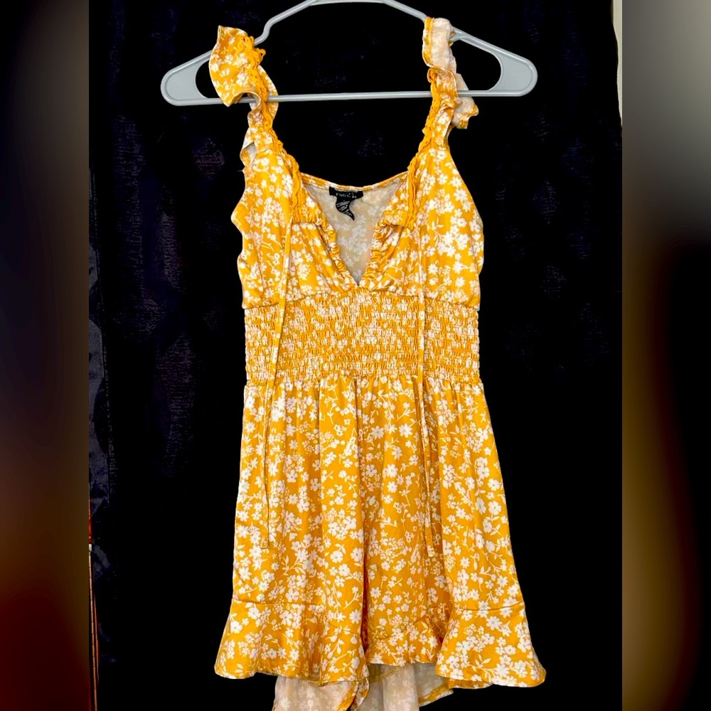 Yellow rue 21 size small romper